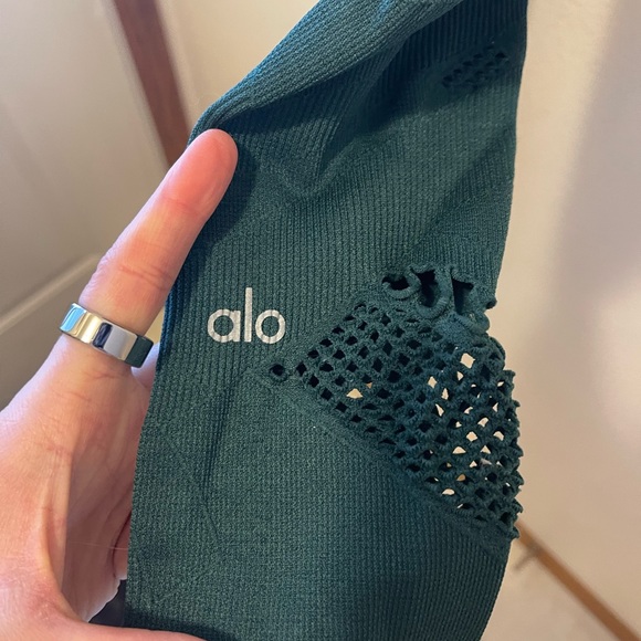 Alo Yoga Seamless Randiance Capri - Picture 3 of 9